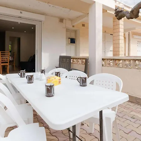 T3 Climatise, Renove Avec Gout, A 150m De La Plage, Avec Terrasse Et Equipements Complets - Fr-1-409-204