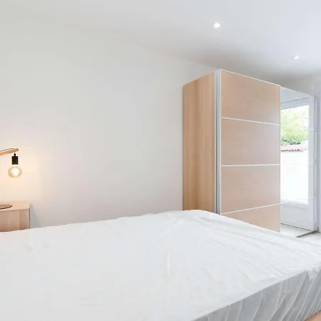 T3 Climatise, Renove Avec Gout, A 150m De La Plage, Avec Terrasse Et Equipements Complets - Fr-1-409-204 Fleury (Aude)