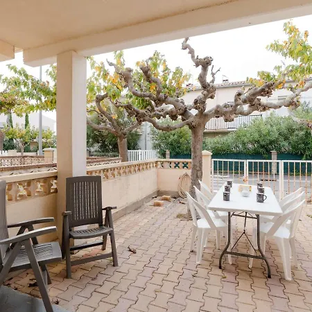 T3 Climatise, Renove Avec Gout, A 150m De La Plage, Avec Terrasse Et Equipements Complets - Fr-1-409-204